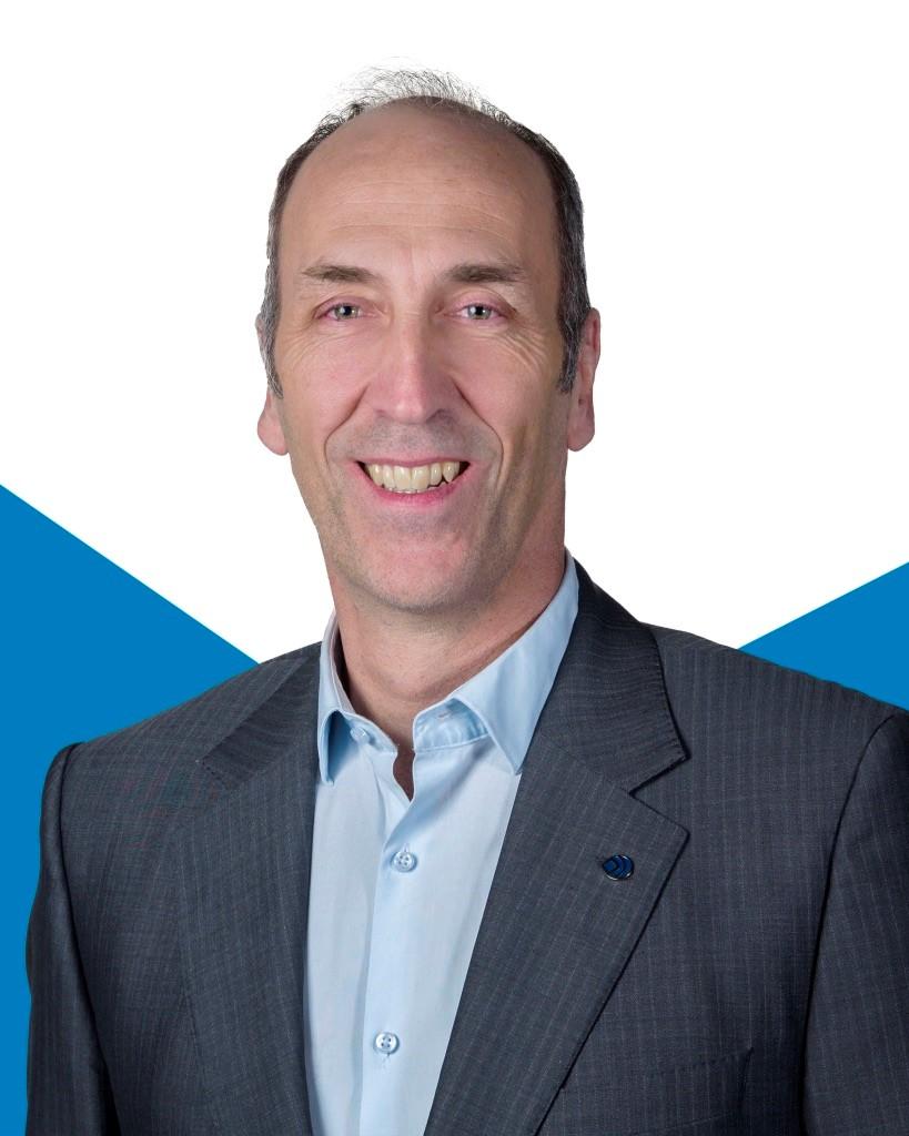 Robert-Nadeau.jpg
